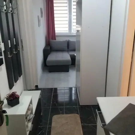 Comfort Apartment *